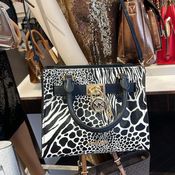 Michael Kors
Hamilton Small Satchel Leather
Color: Black Multi 
NWT 
L - Picture 15 of 16